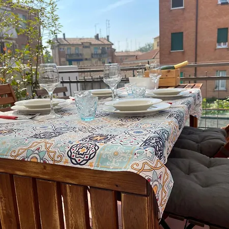 “al 57”…. A Quiet Corner In Apartment Ferrara